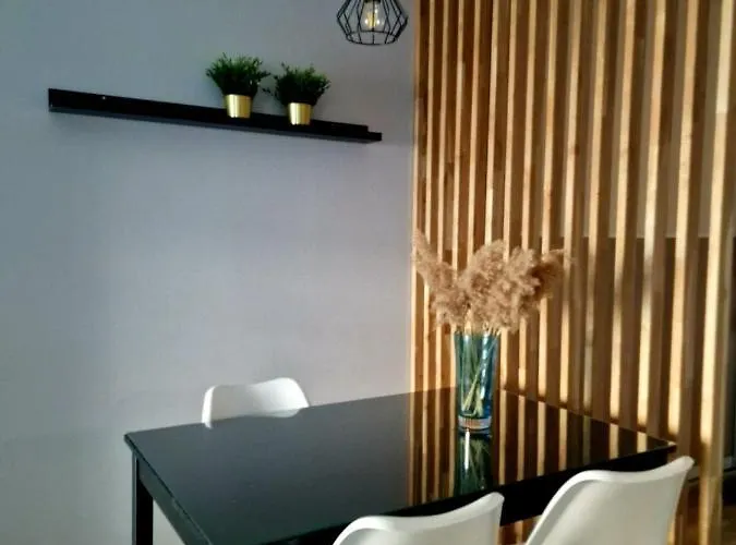 아파트 Z Basenem I Ogrodkiem Baltic Sun A17 *