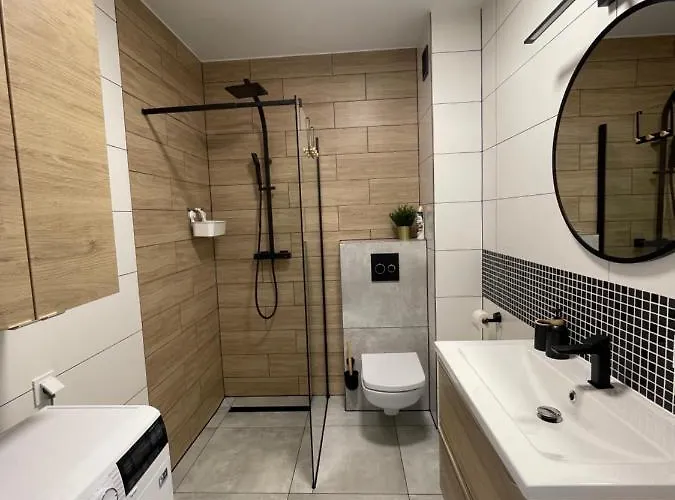 Z Basenem I Ogrodkiem Baltic Sun A17