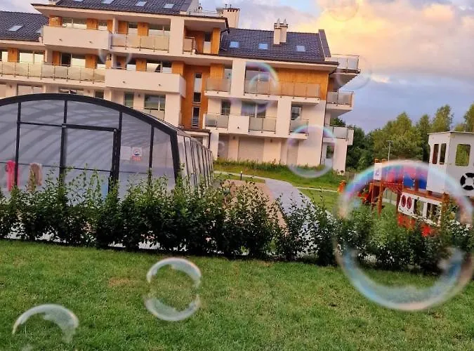 Z Basenem I Ogrodkiem Baltic Sun A17